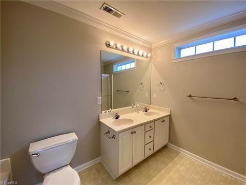 3825 Eagles View Ct, High Point, NC 27265 photo 12