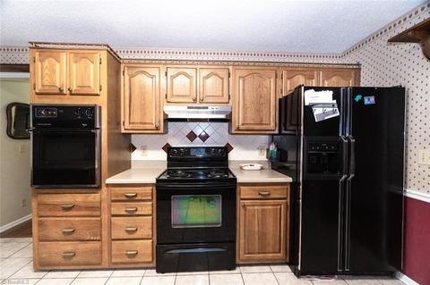 4708 Westhaven Ln, Trinity, NC 27370 photo 10
