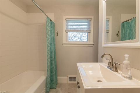 604 Ashe St, High Point, NC 27262 photo 16