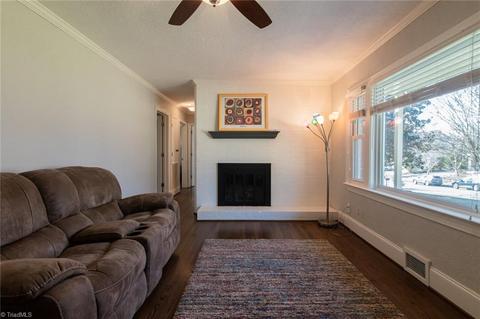 604 Ashe St, High Point, NC 27262 photo 6