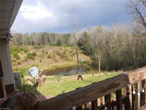 152 Davids Pl, Lowgap, NC 27024 photo 9