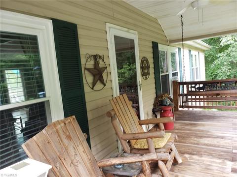 152 Davids Pl, Lowgap, NC 27024 photo 6