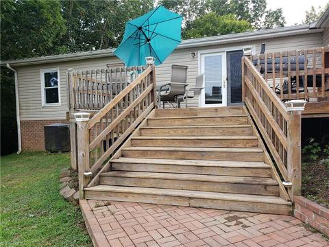 152 Davids Pl, Lowgap, NC 27024 photo 5