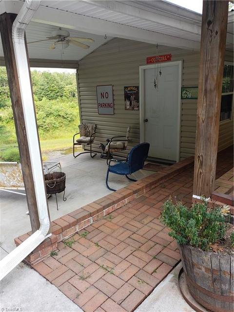 152 Davids Pl, Lowgap, NC 27024 photo 10