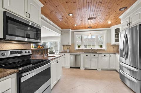 8889 Hagers Ferry Rd, Denver, NC 28037 photo 13