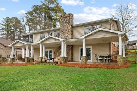 8889 Hagers Ferry Rd, Denver, NC 28037 photo 2