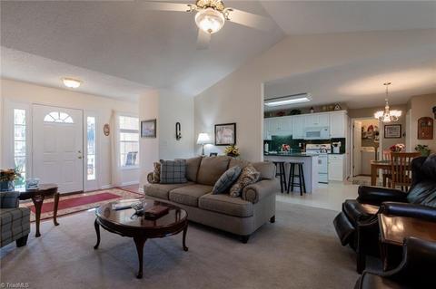 6404 Starlette Ln, Trinity, NC 27370 photo 13