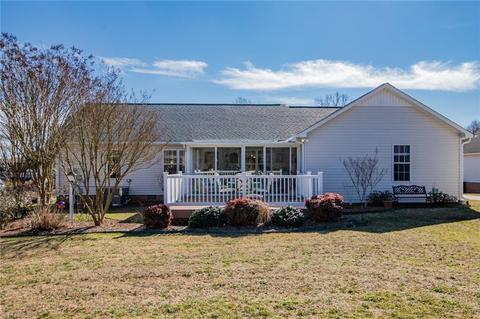 6404 Starlette Ln, Trinity, NC 27370 photo 47