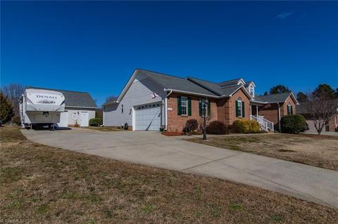 6404 Starlette Ln, Trinity, NC 27370 photo 6