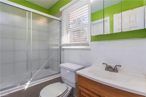 1504 Chatham Dr, High Point, NC 27265 photo 17