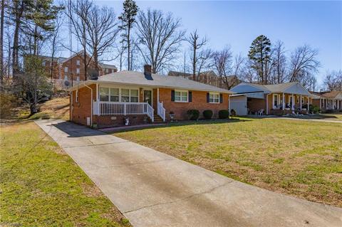 1504 Chatham Dr, High Point, NC 27265 photo 3