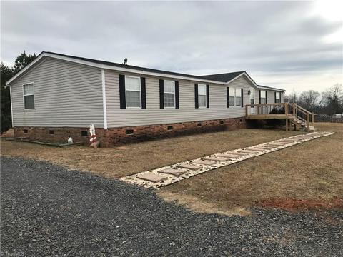 161 Park Rd, Mayodan, NC 27027 photo 1