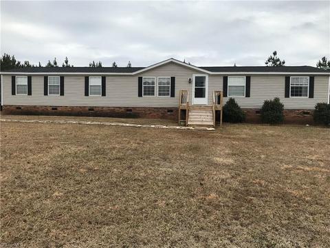 161 Park Rd, Mayodan, NC 27027 photo 2