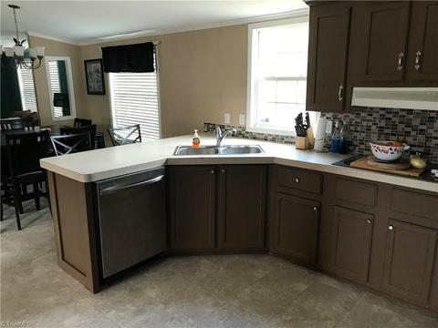 161 Park Rd, Mayodan, NC 27027 photo 7