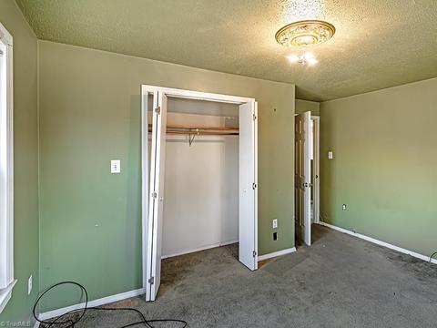 625 Paramount St, High Point, NC 27260 photo 12