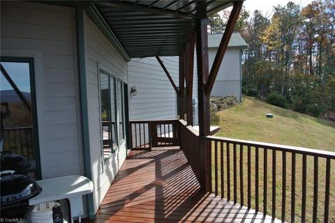 4661 Staghorn Rd, Purlear, NC 28665 photo 7