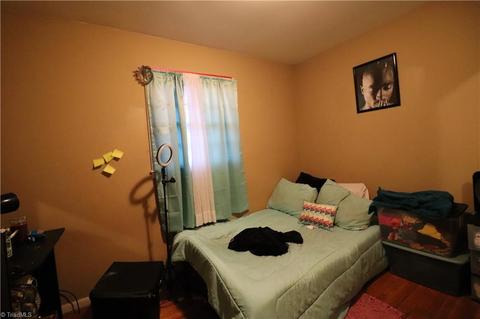 304 Beach St, High Point, NC 27260 photo 7