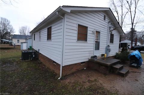 304 Beach St, High Point, NC 27260 photo 15