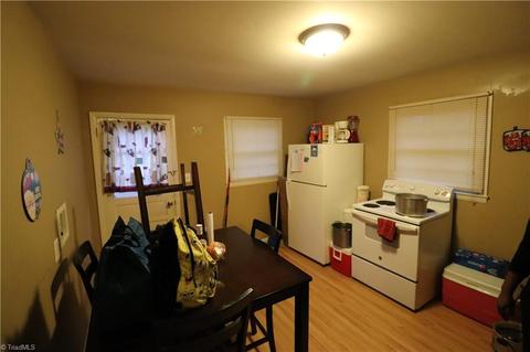 304 Beach St, High Point, NC 27260 photo 10