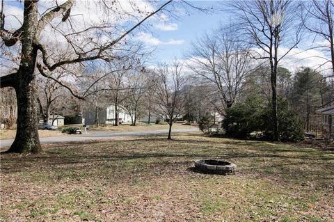 202 Pine Ridge Trl, Pinnacle, NC 27043 photo 6