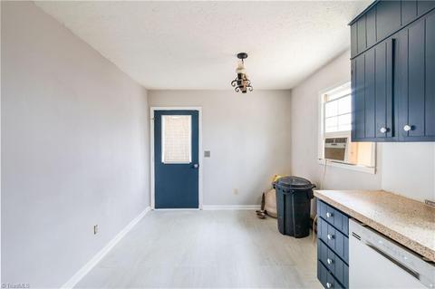 202 Pine Ridge Trl, Pinnacle, NC 27043 photo 13
