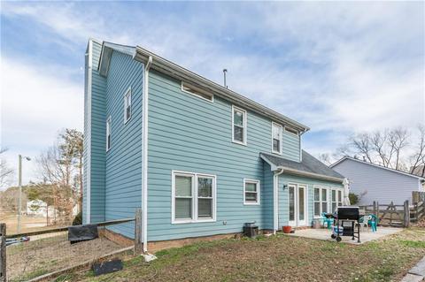 3254 Timberwolf Ave, High Point, NC 27265 photo 4