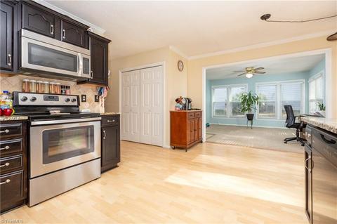 3254 Timberwolf Ave, High Point, NC 27265 photo 15