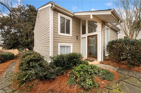 169 Golfview Dr, Bermuda Run, NC 27006 photo 2