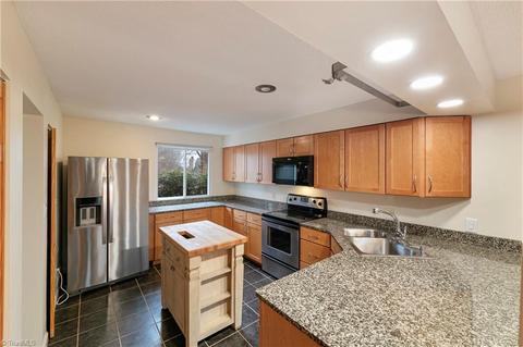 169 Golfview Dr, Bermuda Run, NC 27006 photo 9
