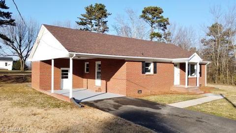 159 Vance St, Dobson, NC 27017 photo 21