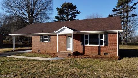 159 Vance St, Dobson, NC 27017 photo 18