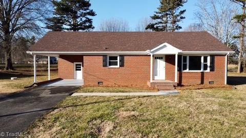 159 Vance St, Dobson, NC 27017 photo 20