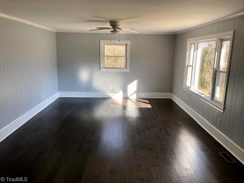159 Vance St, Dobson, NC 27017 photo 12