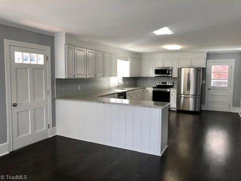 159 Vance St, Dobson, NC 27017 photo 11
