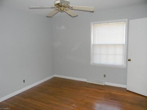 3105 N Centennial St, High Point, NC 27265 photo 6