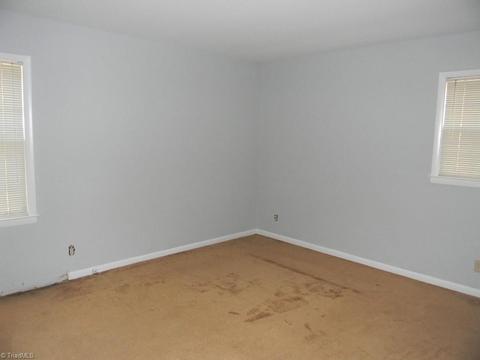 3105 N Centennial St, High Point, NC 27265 photo 8
