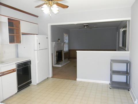 3105 N Centennial St, High Point, NC 27265 photo 12