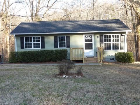 5515 Kimberly Ln, Trinity, NC 27370 photo 1