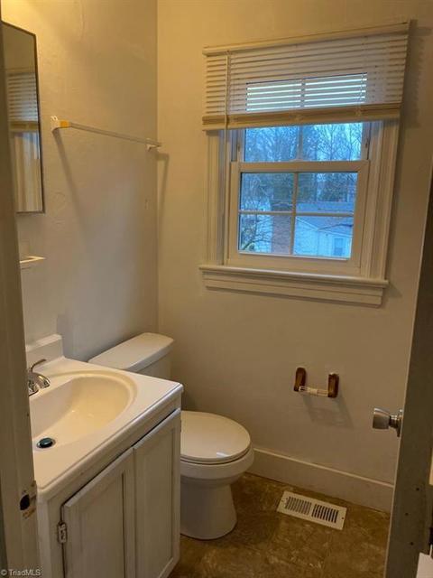 2305 Williams Ave, High Point, NC 27262 photo 16