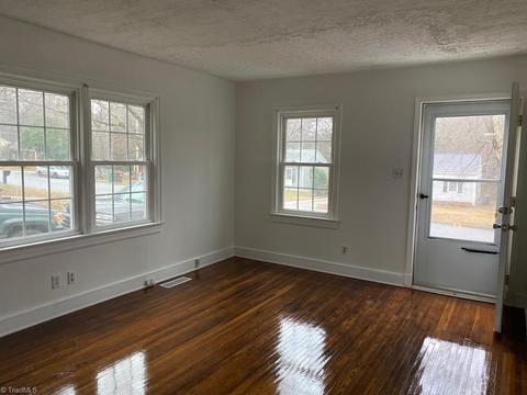 2305 Williams Ave, High Point, NC 27262 photo 9