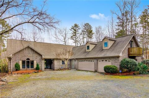 4762 Hearthside Dr, Trinity, NC 27370 photo 4