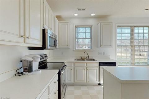 3585 Bent Trace Dr, High Point, NC 27265 photo 24