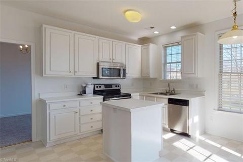 3585 Bent Trace Dr, High Point, NC 27265 photo 28