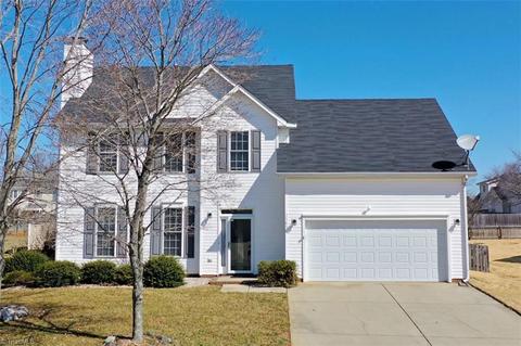 3585 Bent Trace Dr, High Point, NC 27265 photo 1