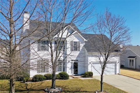 3585 Bent Trace Dr, High Point, NC 27265 photo 4