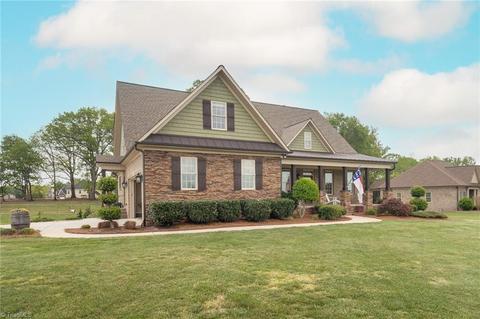 4644 Johnson St, Colfax, NC 27235 photo 2