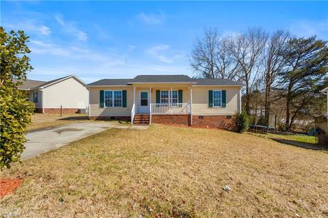 721 Paramount St, High Point, NC 27260 photo 3