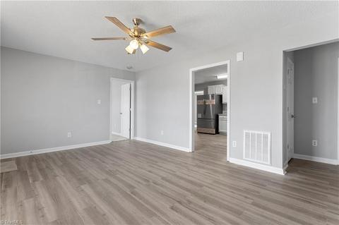 721 Paramount St, High Point, NC 27260 photo 7