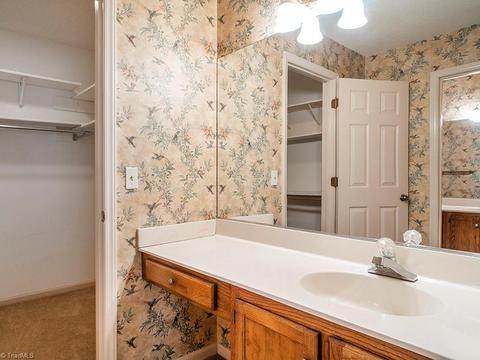 169 Old Mill Rd UNIT D, High Point, NC 27265 photo 14