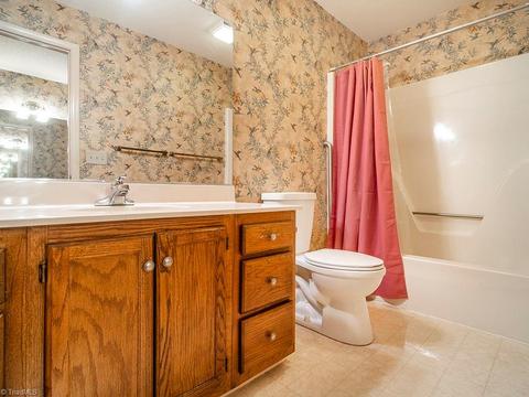 169 Old Mill Rd UNIT D, High Point, NC 27265 photo 15
